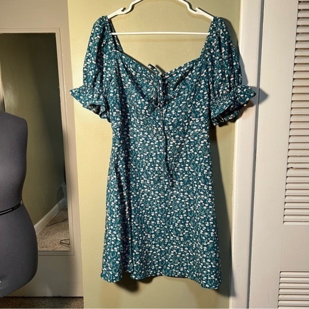 Womens Off Shoulder Mini Dress Green White Ditsy Floral Sweetheart Tie Neck Puff - Picture 4 of 13